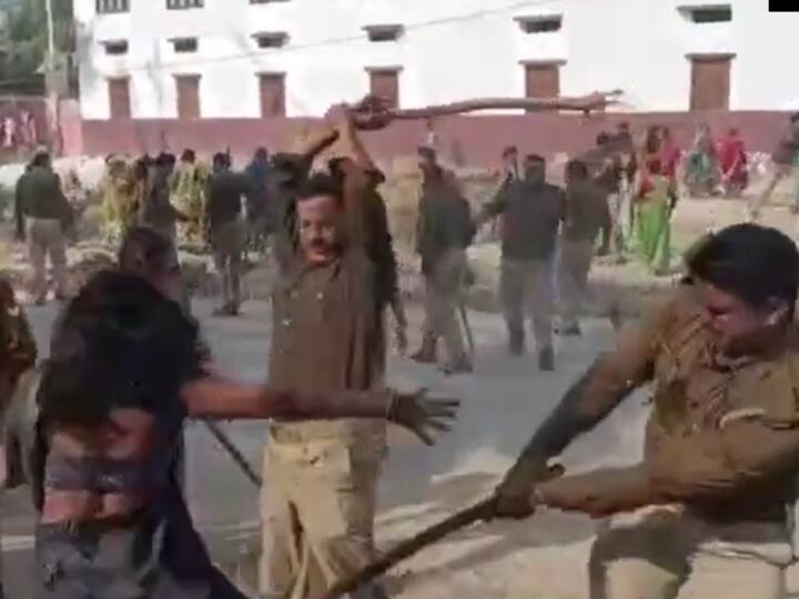 up news ambedkarnagar police lathi charged on women protesters, many injured ann Ambedkar Nagar में महिला प्रदर्शनकारियों पर पुलिस ने जमकर भांजी लाठियां, कई घायल, जानें- पूरा मामला