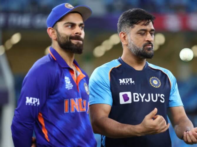 Virat Kohli Reveals How MS Dhoni's Message Motivated Him During His Lean  Patch