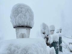 Gulmarg, Sonamarg Draped In White Blanket As J&K Receives Heavy Snowfall. In Pics