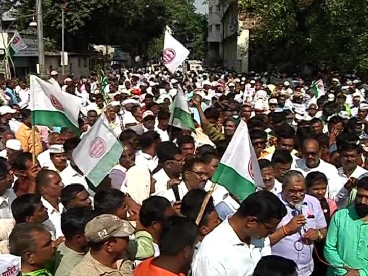 एफआरपीसाठी स्वाभिमानी शेतकरी संघटनेकडून धडक मोर्चा काढण्यात आला.