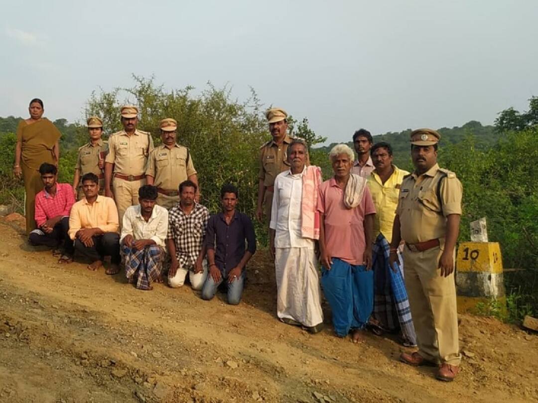 Chittoor Police Arrested Hunter Who Hunted The Cheetah With Gun Chittoor Police: రెండేళ్ల క్రితం చిరుతను చంపిన వేటగాళ్లు, పట్టించిన సోషల్ మీడియా ఫొటోలు!