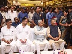 Inside Photos: आनंद मोहन की बेटी की सगाई में नीतीश-तेजस्वी, विजय चौधरी समेत कई दिग्गज पहुंचे, देखिए तस्वीरें