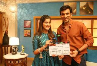 પ્રતિક ગાંધીની નવી ગુજરાતી ફિલ્મ 'વ્હાલમ જાઓ ને' પર પ્રેક્ષકો વરસાવી રહ્યા છે વ્હાલ