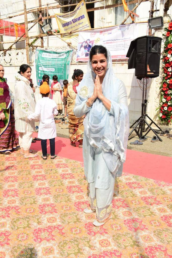 बता दें कि निम्रत कौर को आखिरी बार फिल्म में देखा गया था. जिसमें उन्होंने अभिषेक बच्चन की पत्नी की भूमिका निभाई थी.