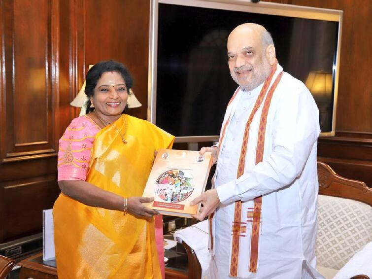 amit shah meets telengana governor tamilisai soundarajan at delhi தெலுங்கானா கவர்னர் தமிழிசை உள்துறை அமைச்சருடன் சந்திப்பு: காரணம் என்ன?