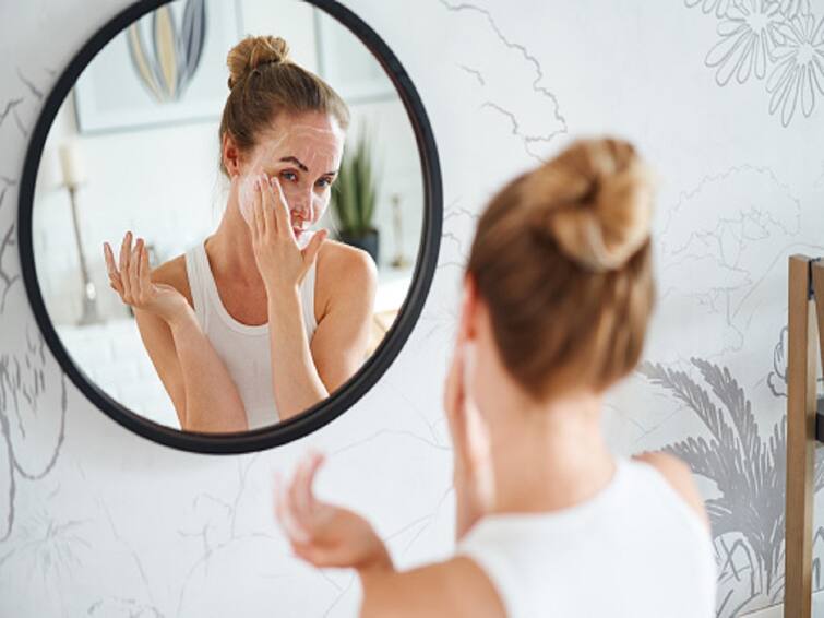 Tired Of Skin Damage Caused By Pollution Check Out These 5 Fixes To Revive Your Glow Tired Of Skin Damage Caused By Pollution? Check Out These 5 Fixes To Revive Your Glow