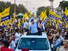 Gujarat Election 2022: गुजरात के रोड शो में सीएम केजरीवाल ने झोंकी ताकत, महंगाई को लेकर विपक्ष पर साधा निशाना