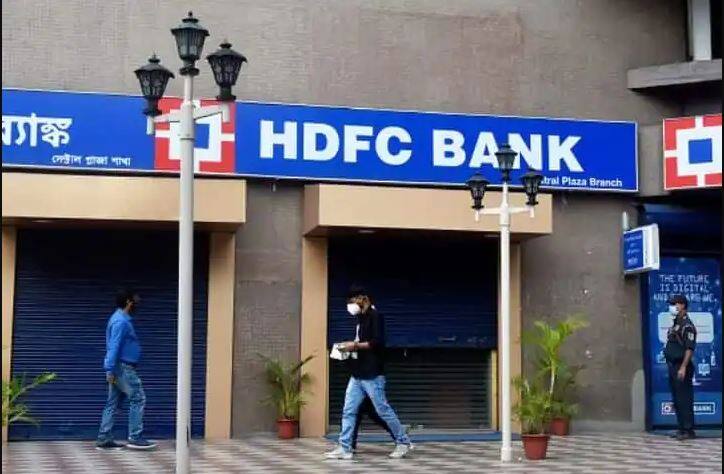 HDFC Bank hike MCLR based interest rates now EMI will be costly know new loan rate here HDFC Bank HDFC Bank ਨੇ ਮਹਿੰਗਾ ਕੀਤਾ ਕਰਜ਼ਾ, ਲੋਨ ਉਤੇ ਵੱਧ ਜਾਵੇਗੀ ਤੁਹਾਡੀ EMI, ਜਾਣੋ ਨਵੀਂ ਦਰਾਂ ਬਾਰੇ