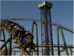 अगर आपको ऊंचाई से डर नहीं लगता तो अमेरिका का रोलर कोस्टर होश उड़ा देगा, देखिए वीडियो