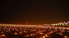 कार्तिक पूर्णिमा पर देव दीपावली में दिखा भव्य नजारा, इन 22 तस्वीरों में देखें रोशनी से जगमगाते काशी, मथुरा और हरिद्वार के घाट