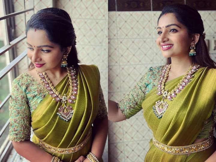 Nakshathra Nagesh: பச்சை வண்ண பூவே சிரித்து போனாய்... புடவையில் தமிழும் சரஸ்வதியும் நக்‌ஷத்ரா!