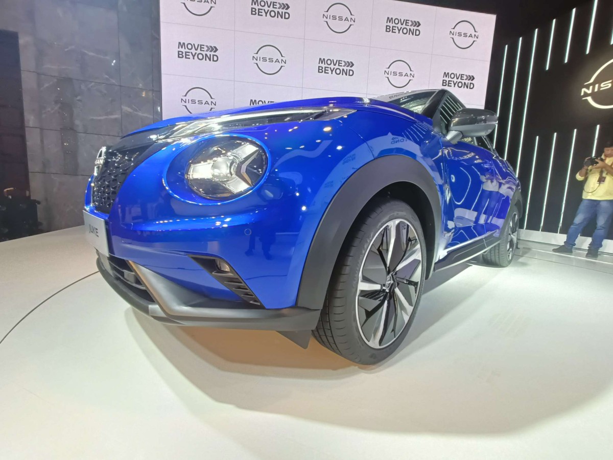Nissan Juke Hybrid 2022 — SUV's First Review