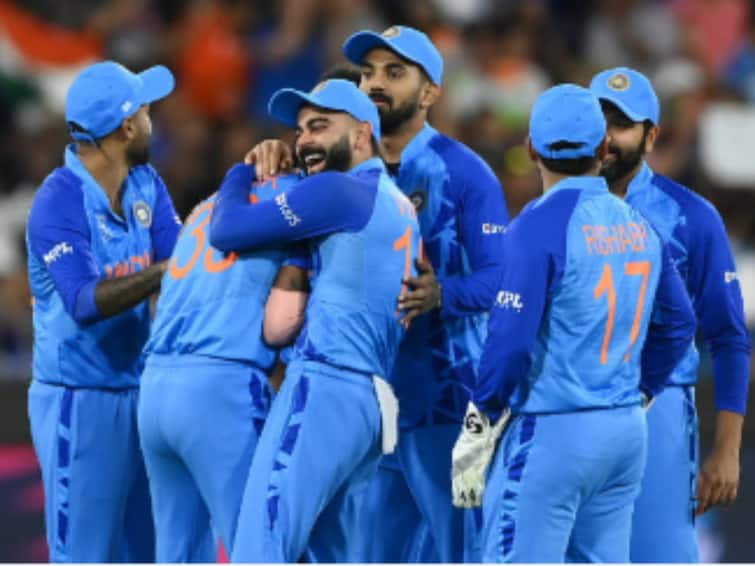 IND vs ENG Semifinal Team India Enjoys Dinner At 'British Raj' Ahead Of IND Vs ENG T20 World Cup Semifinal Team India Enjoys Dinner At 'British Raj' Ahead Of IND Vs ENG T20 World Cup Semifinal