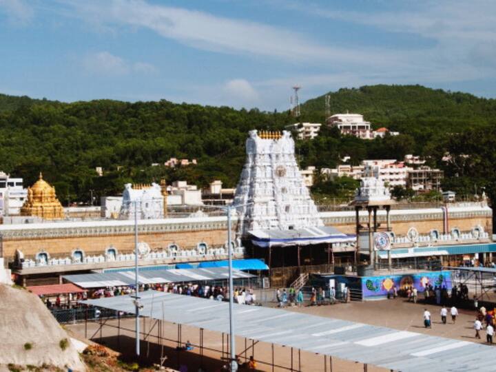 The Tirumala Venkateswara Templ temple of Andhra Pradesh will be closed for 11 hours in total and will be opened for visitors post the eclipse only. (Image Source: Getty)