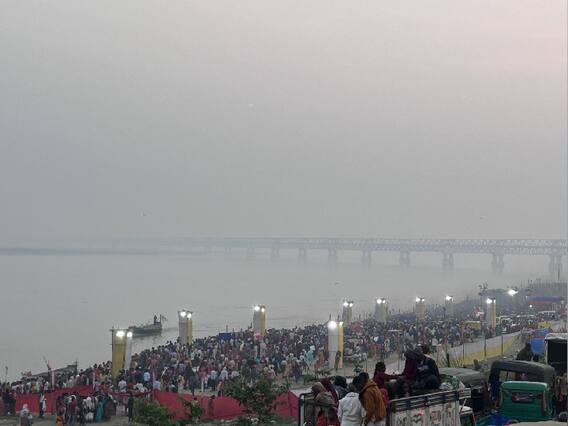 Kartik Purnima Images: बिहार में कार्तिक पूर्णिमा पर स्नान के लिए उमड़े लोग, देखें ये खास तस्वीरें
