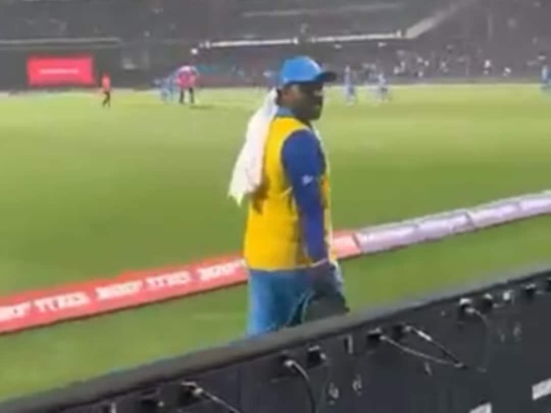 Ind vs Eng semifinal Twitter Angry Reactions Viral Video Of Fans Mock Rishabh Pant With Urvashi Rautela Viral Video 'This Is Just Disgusting': Twitterati Fumes As Fans Mock Rishabh Pant With Urvashi Rautela In Viral Video - WATCH