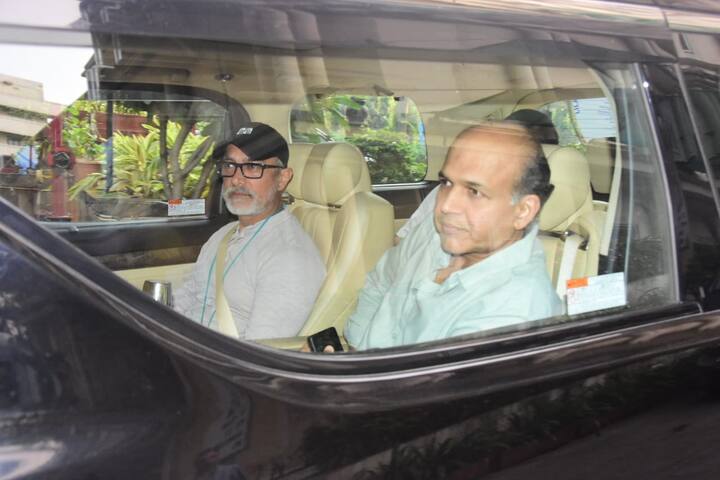 आप देख सकते हैं आमिर खान इस दौरान हर वक्त अविनाश के भाई आशुतोष के साथ नजर आए थे.