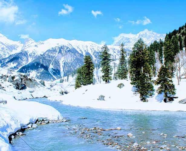 Travel Tips: आजादी के बाद कश्मीर में पहली बार खुली ये 4 खूबसूरत जगहें, आप भी कटवाएं यहां का टिकट, जहां पहले कोई नहीं गया!
