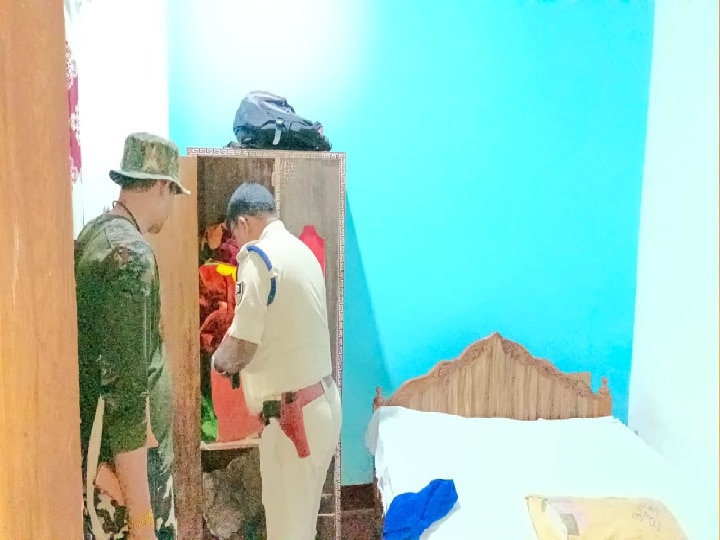 Kaimur: होटल में चल रहा था गंदा काम, पुलिस पहुंची और कमरा खोला, आपत्तिजनक हालत में पकड़े गए पांच कपल