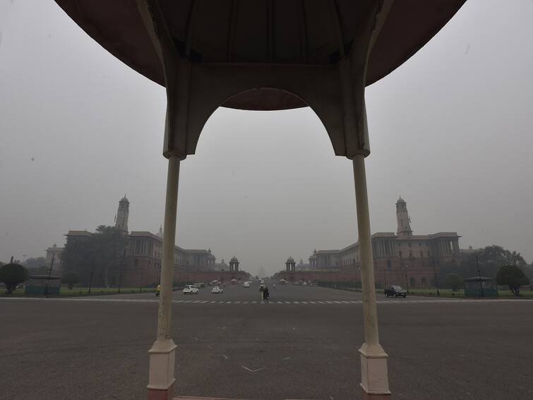 Delhi IMD Predicts Light Rain On Wednesday After A Cloudy Tuesday Delhi: After A Cloudy Tuesday, IMD Predicts Light Rain On Wednesday