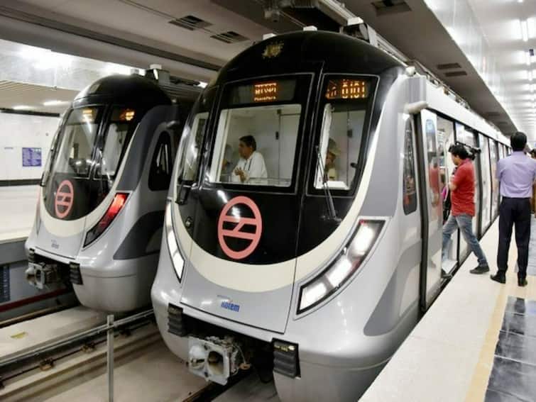 Delhi Metro Fare To Be Hiked? Here’s What DMRC Says