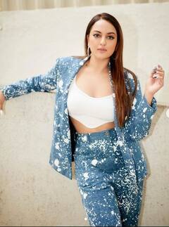 Sonakshi Sinha: ਸੋਨਾਕਸ਼ੀ ਸਿਨਹਾ ਨੇ ਡੈਨਿਮ ਪੈਂਟਸੂਟ 'ਚ ਫੈਲਾਈ ਬੌਸ ਲੇਡੀ ਵਾਈਬਸ, ਪਤਲੀ ਕਮਰ ਨੇ ਖਿੱਚਿਆ ਪ੍ਰਸ਼ੰਸਕਾਂ ਦਾ ਧਿਆਨ
