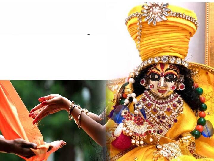 श्रीकृष्ण की पूजा के बाद अपने सामर्थ्य अनुसार किसी जरूरतमंद या ब्राह्मण को कुछ दान में जरूर दें. सच्चे मन से दान करने पर कान्हा की विशेष कृपा प्राप्त होती है. स्वंय श्रीकृष्ण साधक की रक्षा करते हैं.