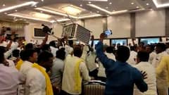 Clash Between TDP Groups: పరస్పరం దాడులకు దిగిన కల్యాణదుర్గం టీడీపీ వర్గాలు