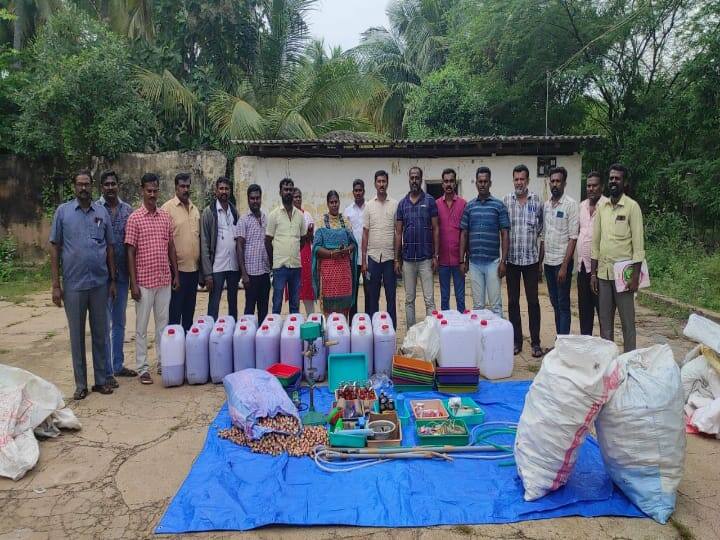 madurai: Fake liquor worth 15 lakhs seized near Melur for making fake liquor TNN crime: மேலூர் அருகே ரூ.15 லட்சம் மதிப்புள்ள போலி மதுபானங்கள் பறிமுதல்