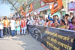 PHOTO: शिवाजीनगरच्या भुयारी मार्गासाठी मनसेकडून औरंगाबादेत आंदोलन