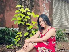 PHOTO: 'अंगूरी भाभी'ची ग्लॅमरस स्टाईल; दिसतेय खूपच सुंदर!