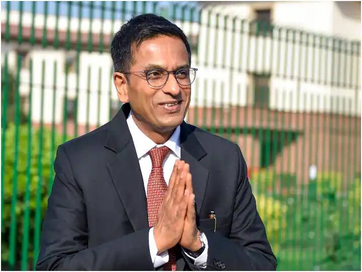 Dhananjaya y chandrachud chief justice of india profile દેશને આજે મળશે નવા ચીફ જસ્ટીસ,આ ઐતિહાસિક નિર્ણયોના કારણે રહ્યાં હતા ચર્ચામાં, જાણો કોણ છે ચંદ્રચૂડ