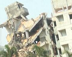 વડોદરાના ભાયલીમાં નવી બનેલી 5 માળની બિલ્ડિંગ અચાનક નમી પડી, મોટી જાનહાનિ ટળી