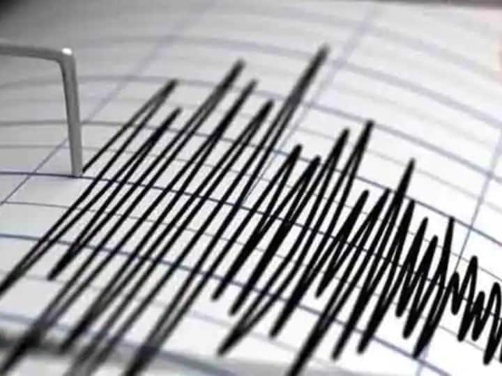 Uttar Pradesh reason for tremors of earthquake in North India astrologers told solar and lunar eclipse ANN Earthquake: क्या चंद्रग्रहण की वजह से आया भूकंप? ज्योतिष के जानकारों ने किया दावा, बताई वजह