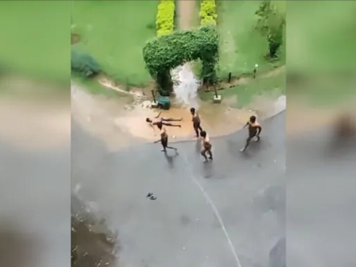 Watch: ’बोतल से अश्लील हरकत करने का नाटक’, वेल्लोर मेडिकल कॉलेज का रैगिंग वाला वीडियो सोशल मीडिया पर हुआ वायरल
