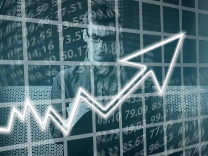 Share Market update today november 9th sensex nifty points Share Market : இன்று ஏற்றத்தில் தொடங்கிய இந்திய பங்குச்சந்தை...லாபத்தில் ரிலையன்ஸ், எஸ்பிஐ...