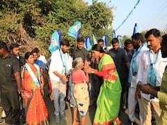 ఎన్నికలుంటేనే సీఎం కేసీఆర్ బయటకు వస్తారు- లేదంటే ఫాం హౌస్‌లోనే : వైఎస్ షర్మిల