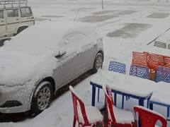 Himachal Pradesh : मनालीच्या रोहतांगमध्ये बर्फवृष्टी, पर्यटकांमध्ये आनंदाचं वातावरण