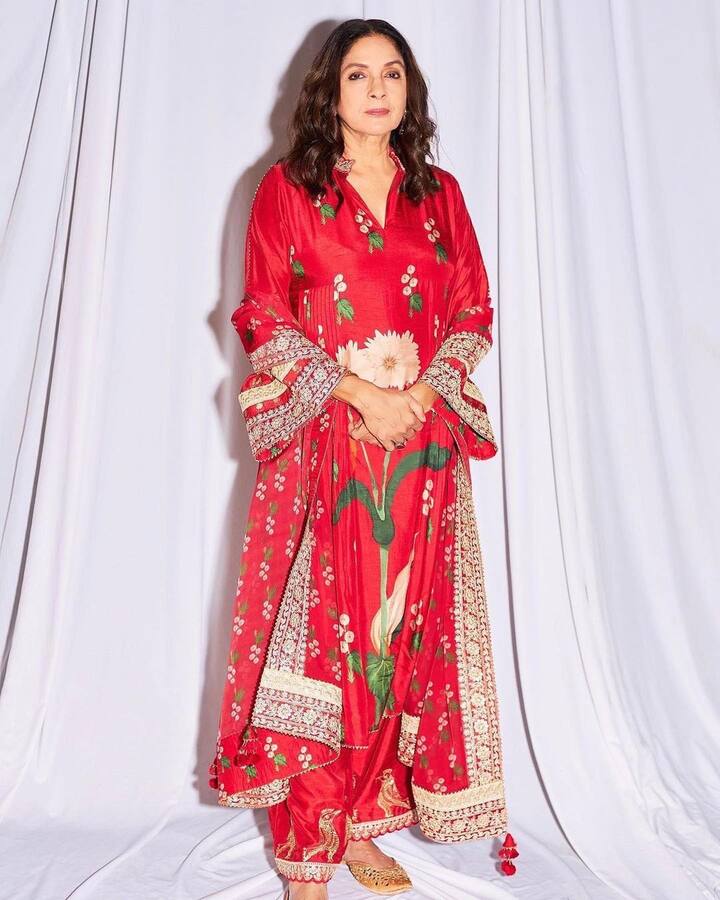 उन्होंने कहा, “मैं भाग्यशाली महसूस कर रही थी कि सूरज जी ने मुझे फोन किया और मुझे एक बहुत अच्छी स्क्रिप्ट में एक भूमिका दी. मेरा एकमात्र उद्देश्य अपना सर्वश्रेष्ठ देना था क्योंकि मैं उनके साथ कई वर्षों से काम करना चाहती थी और अब मेरे पास वह अवसर था. मुझे उनकी बनाई फिल्में पसंद हैं. ''