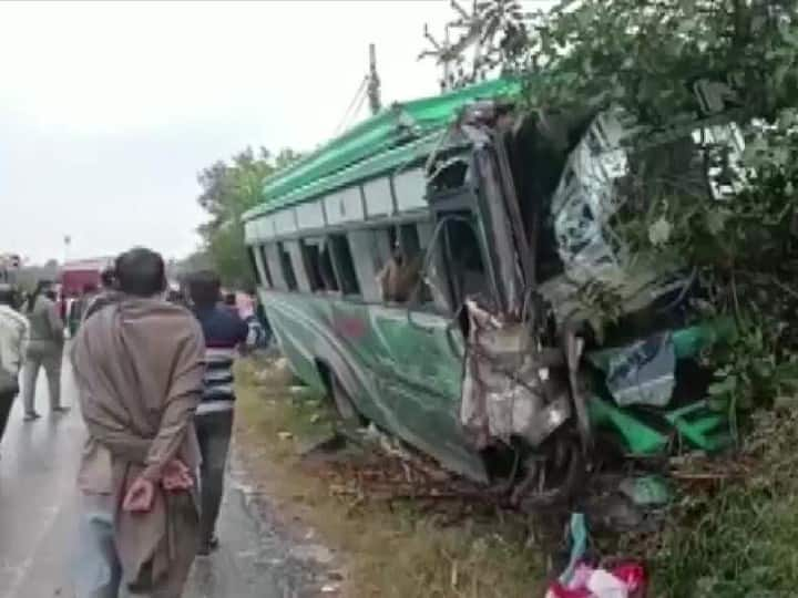 Road Accident in jammu kashmir samba three killed 17 injured Road Accident: ਜੰਮੂ-ਪਠਾਨਕੋਟ ਨੈਸ਼ਨਲ ਹਾਈਵੇ 'ਤੇ ਸੜਕ ਹਾਦਸਾ, ਬੱਸ ਦੀ ਟੱਕਰ 'ਚ 3 ਦੀ ਮੌਤ, 17 ਜ਼ਖਮੀ