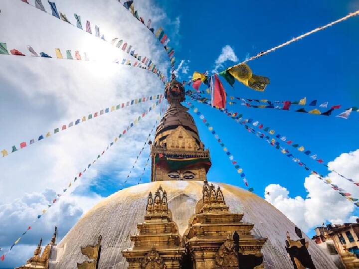 इसके अलावा आप पोखरा घूमने जाएंगे. यह एक एयर टूर पैकेज है जिसमें आपको फ्लाइट से जाने और आने दोनों का मौका मिलेगा.