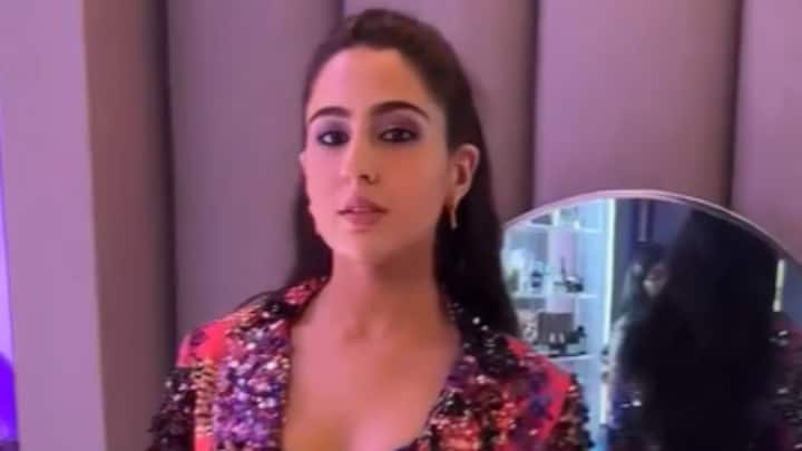 একসঙ্গে ৩টি ছবির কাজও সামলাচ্ছেন সারা। সব মিলিয়ে জমজমাট কেরিয়ার।