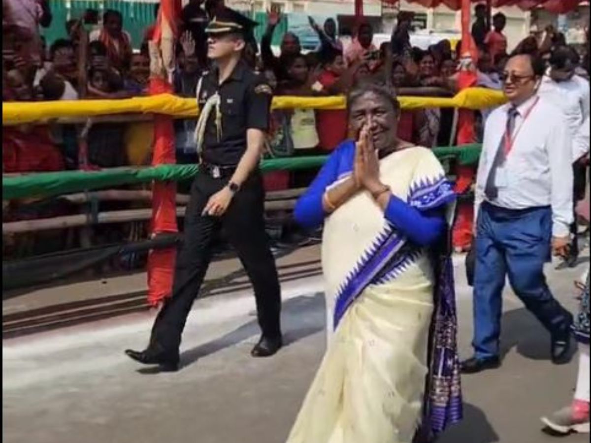 President Droupadi Murmu Walks 2 KM To Seek Blessings Of Lord Jagannath ...