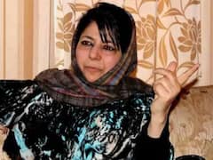 Mehbooba Mufti: ఇల్లు ఖాళీ చేయాల్సిందేనన్న అధికారులు, హర్ట్ అయిన మెహబూబా ముఫ్తీ