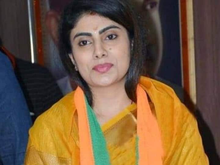 Ravindra Jadeja Wife Gets Ticket from Jamnagar North Vidhan Sabha Seat Gujarat BJP Candidate List Gujarat BJP Candidate List 2022: बीेजपी ने क्रिकेटर रविंद्र जडेजा की पत्नी रिवाबा जडेजा को दिया टिकट, जामनगर की इस सीट से लड़ेंगी चुनाव