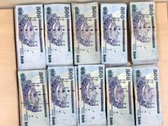 दिल्ली एयरपोर्ट पर यात्री के बैग में मिली विदेशी करेंसी, ऐसी जगह छिपाई कि ढूंढना मुश्किल था