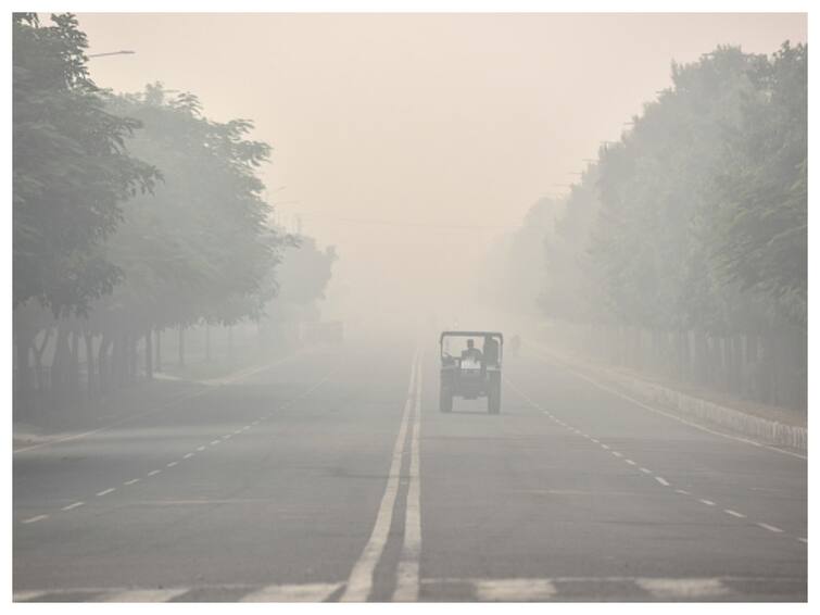 Delhi's Air Quality Poor For 2nd Day In Row; Review Of GRAP Stage-3 Curbs Likely On Friday Delhi's Air Quality Poor For 2nd Day In Row, Review Of GRAP Stage-3 Curbs Likely On Friday