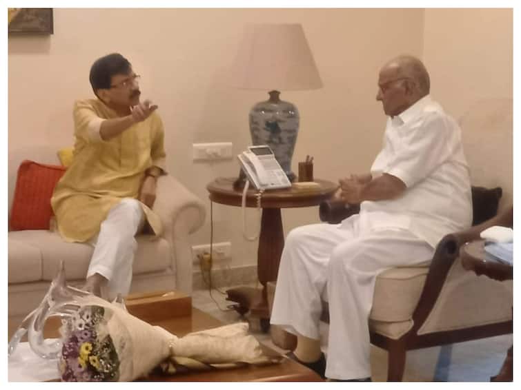 Sena MP Sanjay Raut Meets Sharad Pawar, Says Rahul Gandhi's Bharat Jodo Yatra A Movement To Unite Country Sanjay Raut Meets Sharad Pawar, Says Rahul Gandhi's Bharat Jodo Yatra A Movement To Unite Country