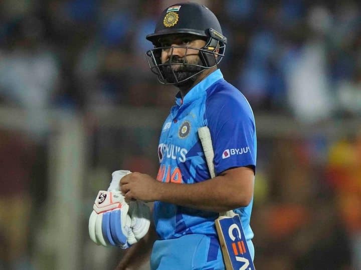 IND vs ENG: प्रेशर हैंडल नहीं कर पाए कप्तान रोहित शर्मा? सेमीफाइनल में हार का बताया क्या रहा बड़ा कारण
