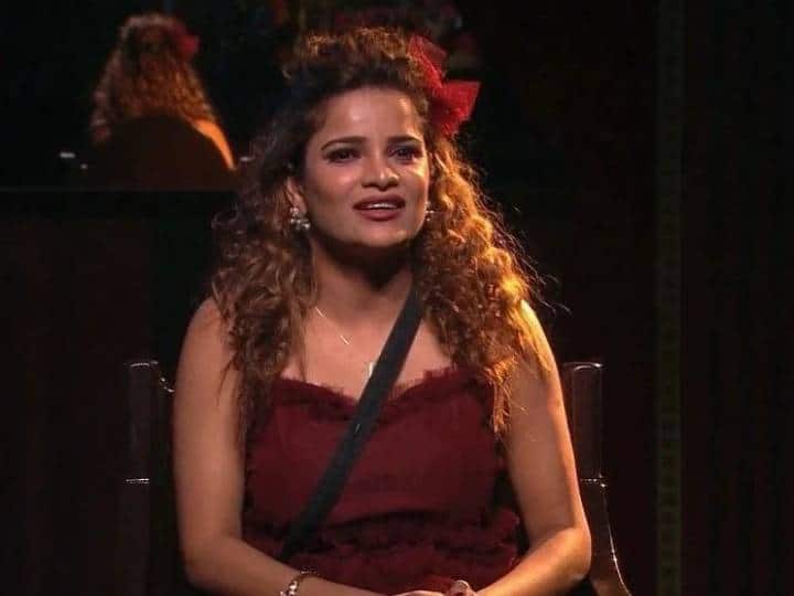 Bigg Boss 16 Archana Gautam Physical fight with Shiv Thakare because of Didi Priyanka Gandhi Bigg Boss 16: आखिर कौन हैं ‘दीदी’, जिसका नाम सुनकर Archana Gautam ने शिव ठाकरे का दबा दिया गला?